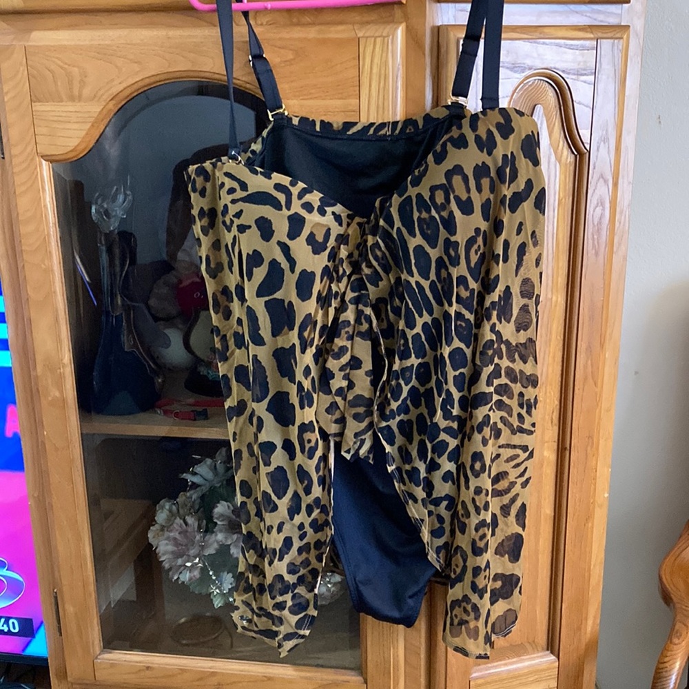 Ralph Lauren swimming suit, new no tag